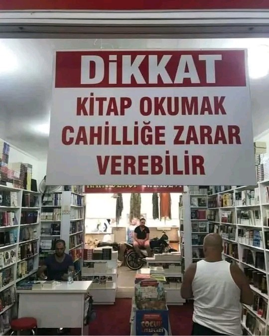 Kitap okumayanla olmaz değil mi?