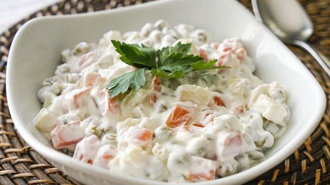 Rus salatası seven var mı?