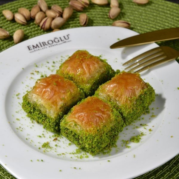 Tek seferde kaç tane baklava yiyebiliyorsunuz?