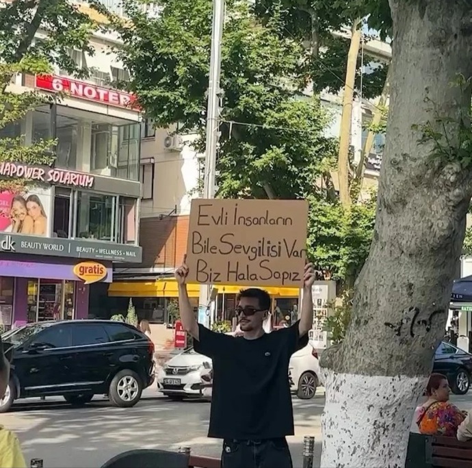 Sevgiliniz olmadığı için üzüldüğünüz oldu mu hiç?