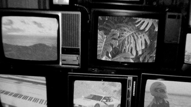 Halen televizyon izler misiniz?