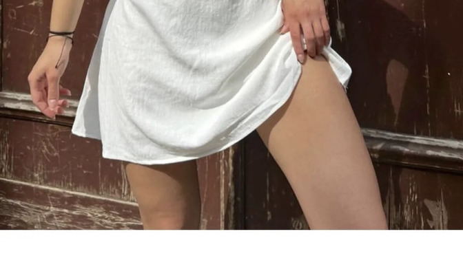 Beyaz elbiselerden hangisi daha güzel?