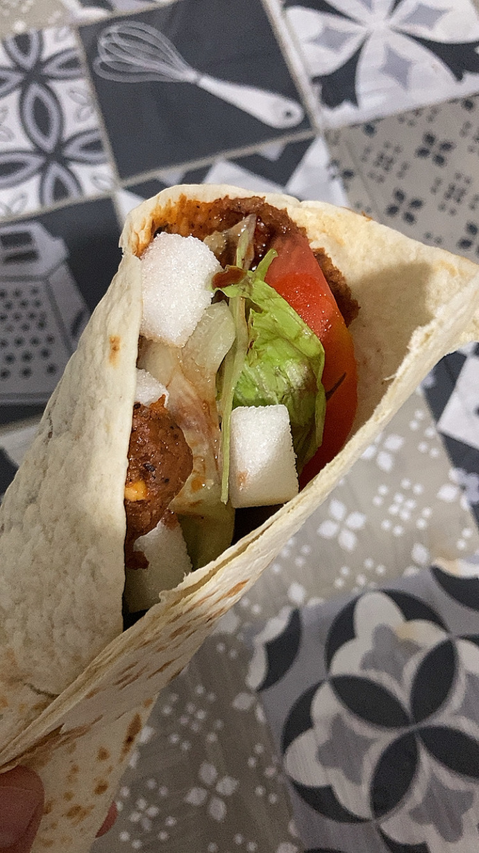 Kesme şekerli çiğ köfte dürüm olur mu 🤔 ?