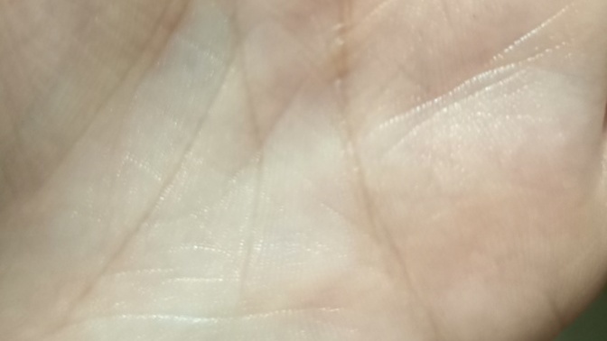 Avucunuzun içinde M harfi var mı sizinde?