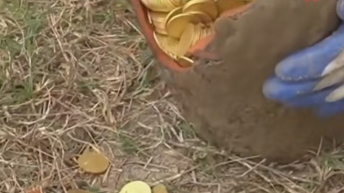 Böyle bir gömü bulsanız ilk kime haber verirdiniz?