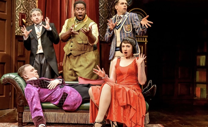 Sizce sinema mı yoksa tiyatro mu daha keyifli?