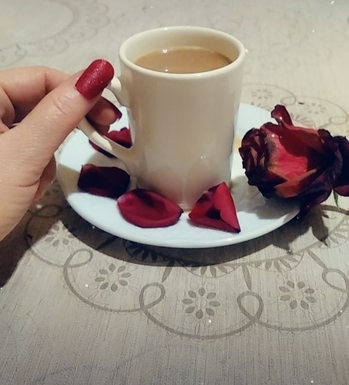 Geçen sene bu zamanlar yine aynı şekilde canım sıkılmıstı , canımın sıkılma yıl dönümü kutlu olsun mu?