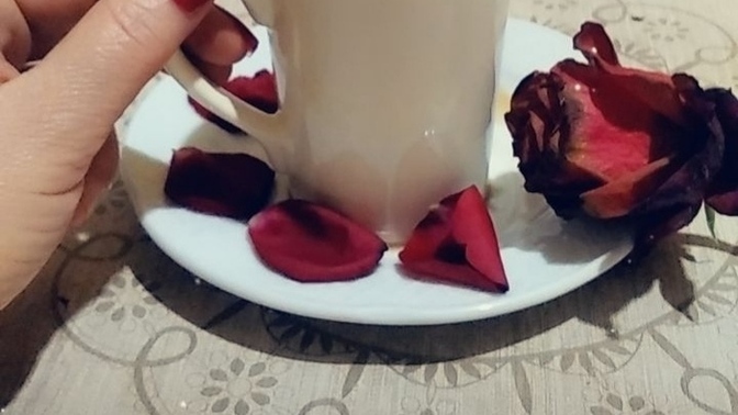 Geçen sene bu zamanlar yine aynı şekilde canım sıkılmıstı , canımın sıkılma yıl dönümü kutlu olsun mu?