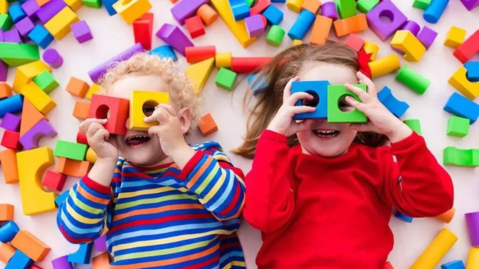 Evde bebek veya çocuk varsa özel hayatta ne gibi tedbirler alınmalıdır?