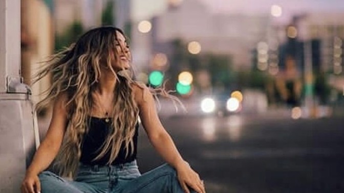 Hayattaki olaylara daha çok sinir bozucu tarafından mı gülünç tarafından mı bakmayı tercih edersin?