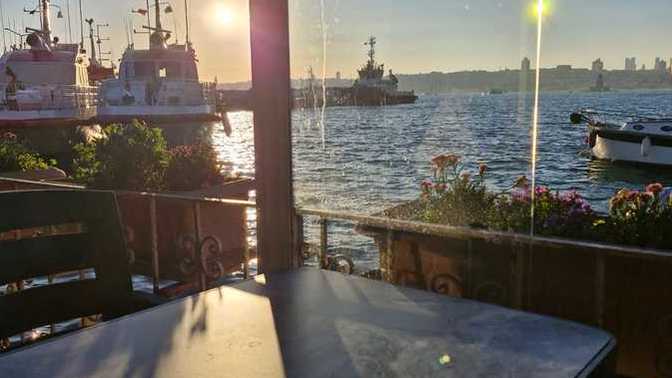 İnsanlar hep kırıldığının peşinde. Neden hiç kırdım mı diye düşünen yok?