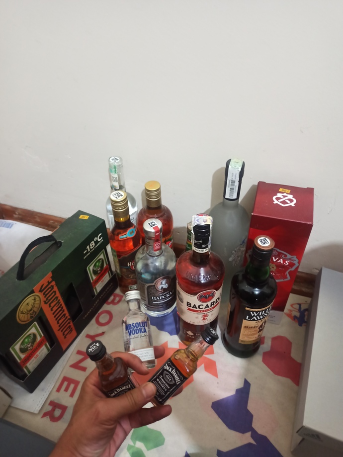 Alkol severler burada mı? Alkolün ne çeşitlerini denediniz?