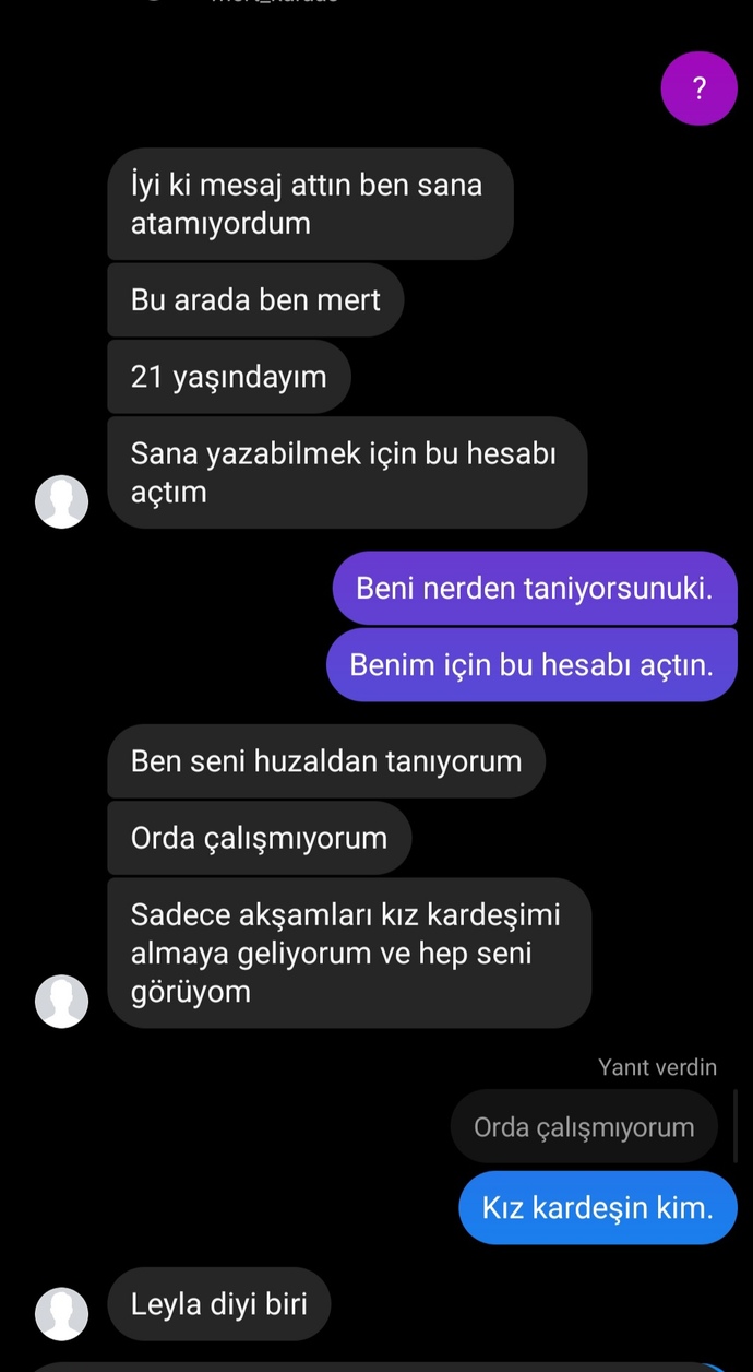 Kendini gizleyen bu erkek kim sizce, çözsek mi canlar?