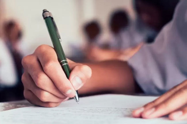 Üzerinden uzun yıllar geçse de rüyanızda çıkan olaylar var mı?