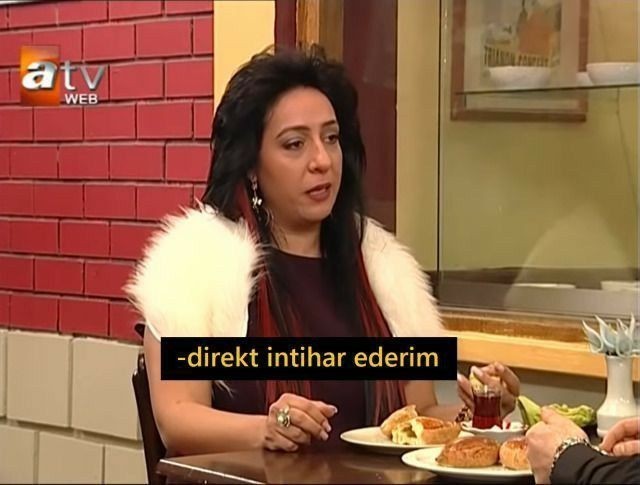 Sevgiliniz sosyal medya hesabından eski sevgilisini takip edebilir mi?