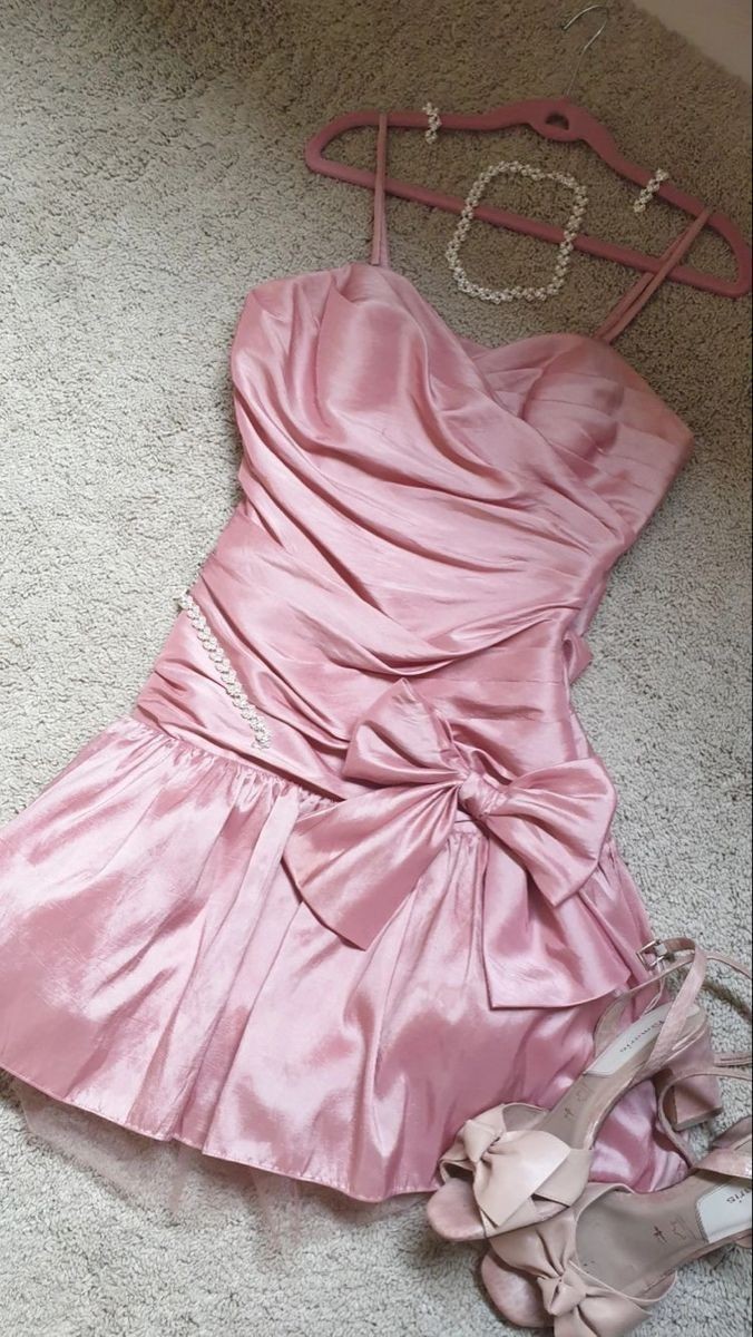 Pink Party için hangi kombin olmalı?
