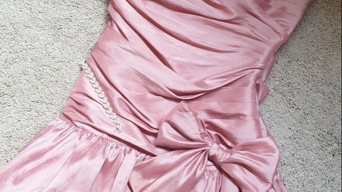 "Pink Party" için hangi kombin olmalı?