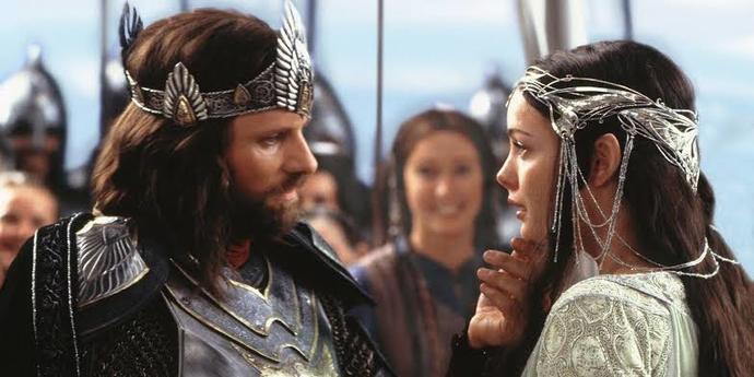 Bugün Aragorn ile Arwen’in evlilik yıl dönümü. Hayatında Aragorn ve Arwen gibi olmalıyız dediğin biri var mı?