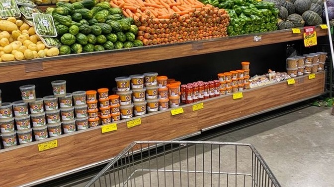 Aldığın ürünün son kullanma tarihine bakar mısın?