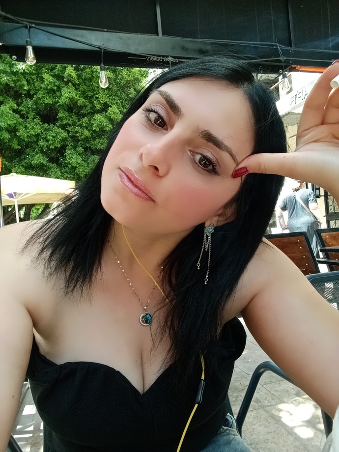 Boyum 1.60 ama 49 kiloya göre kilolu görünmüyor muyum?