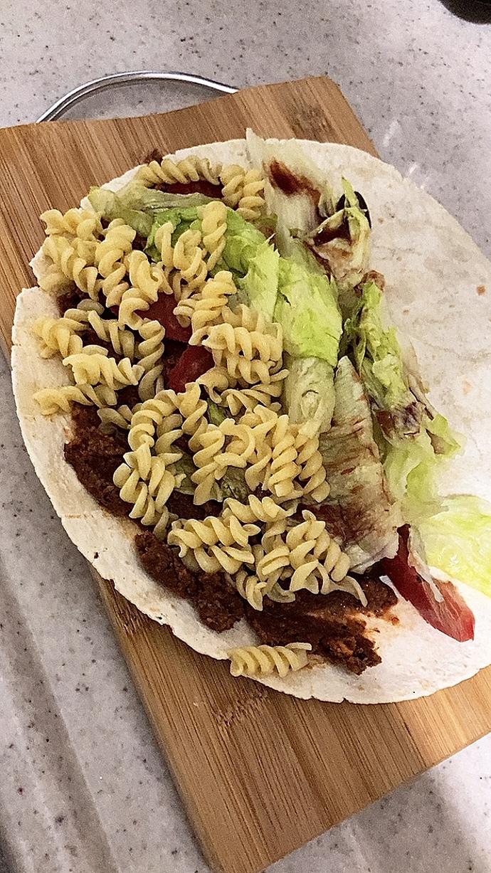 Çiğ köfte dürüme makarna konur mu 🤔 ?