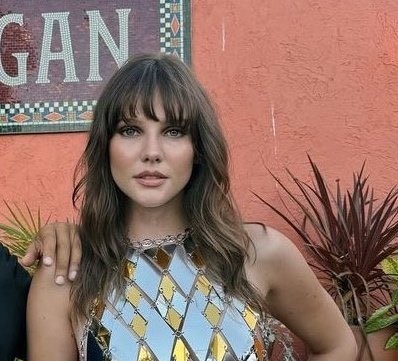 Afra Saraçoğlu mu Alina Boz mu, sence kime kakül daha çok yakışmış?