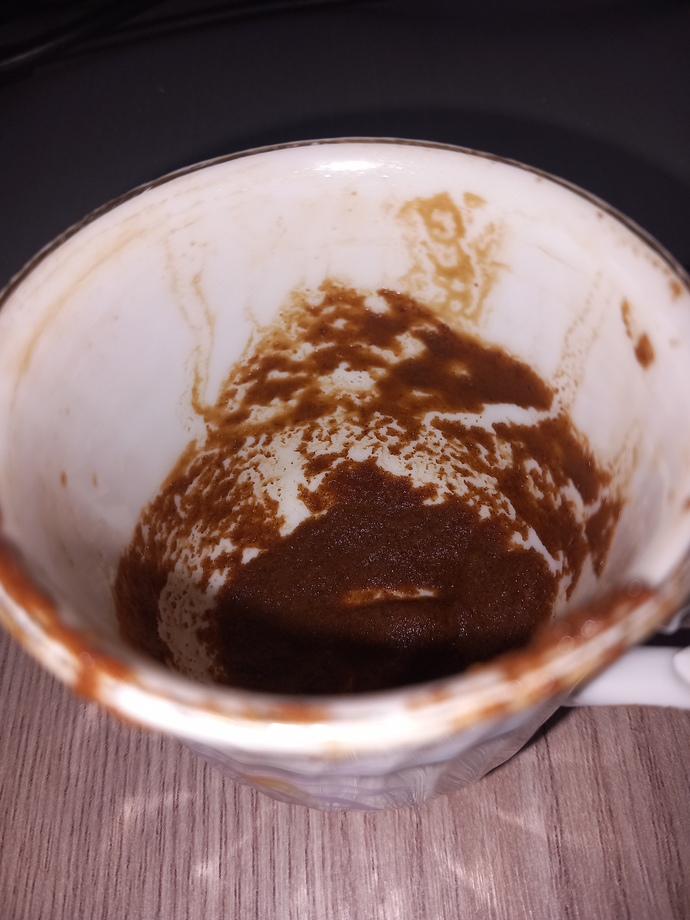 Hissi olan lutfedip falima bakar mi?