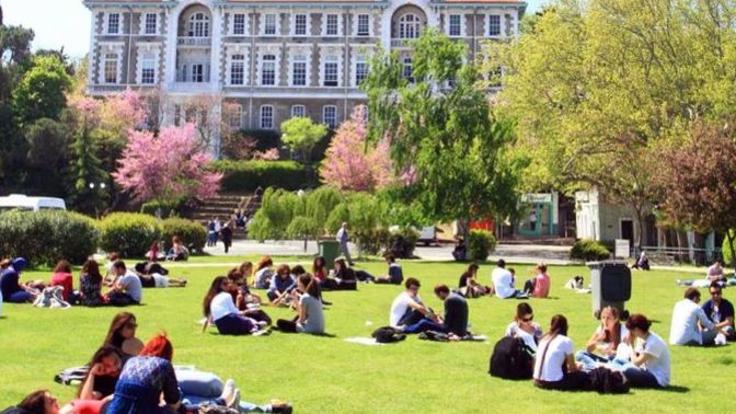 ODTÜ URAP'ın üniversite sıralamaları raporuna Türkiye'den 9 üniversite girdi. Üniversitelerin eğitim kalitesini nasıl buluyorsunuz?