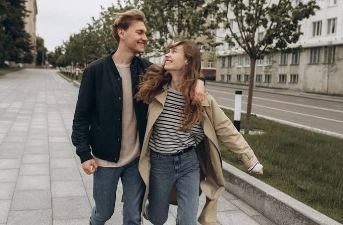 Eğlenceli olmayan biriyle hayat geçer mi?