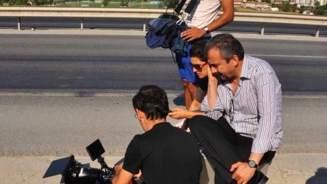 Sizin evde en çok siyaseti kim yapar?