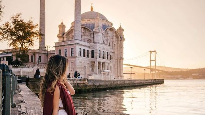 Bir tepeden “ulan İstanbul..” diye bağırsan devamını nasıl getirirsin?