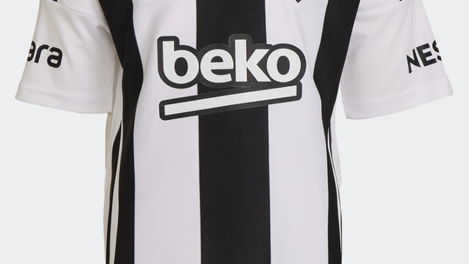Beşiktaş’ın yeni sezon forması tek model mi?