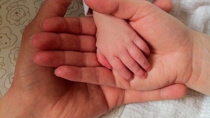 Eşler çocuğunun ismini ortak karar ile mi belirlemelidir?