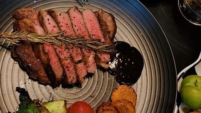İlk buluşmada hangi yemeğin yeneceğinin sizce önemi var mı?