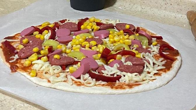 Anne pizzası mı, hazır pizza mı tercih edersiniz?