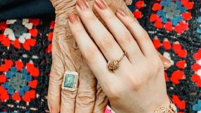 Hayatında eli eline değdiğinde güvende hissettiğin biri var mı?