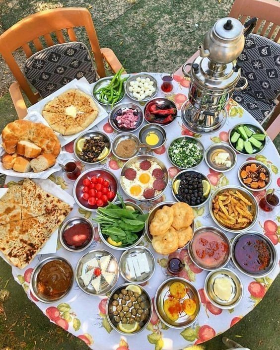 Kahvaltı mı yoksa akşam yemeği mi daha önemli bir öğün?