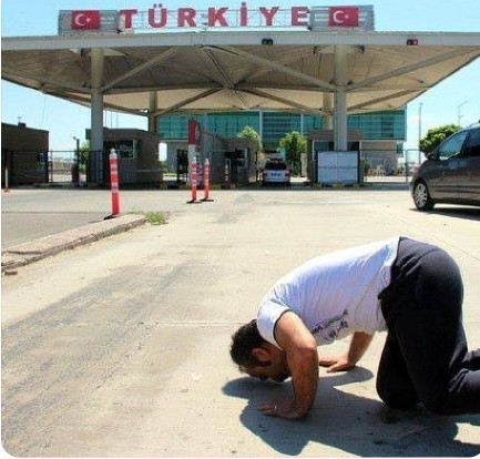 Yurtdışındaki Türk Vatandaşları için yılda bir seferliğe mahsus Vatana Destek vergisi için sen ne düşünüyorsun?