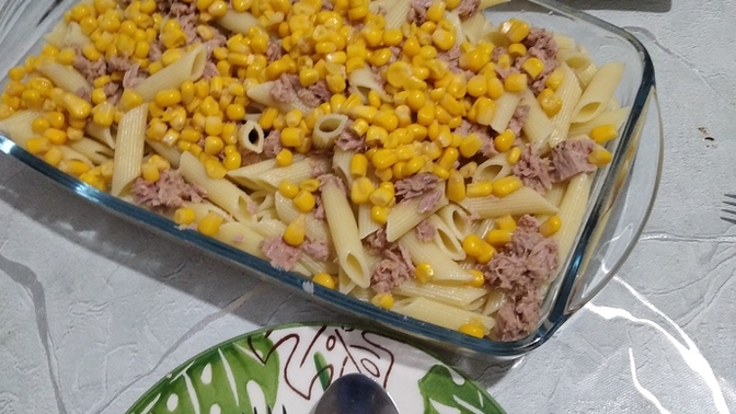 Ton balıklı ve mısırlı makarna hiç denediniz mi?