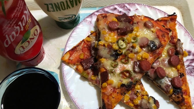 İlk defa pizza yapmayı denedim. Olmuş mu sizce?