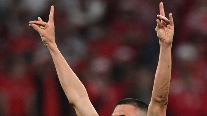 UEFA Merih Demiral’a “bozkurt işareti” nedeniyle 2 maç ceza verdi. Sizce doğru bir kara mı?