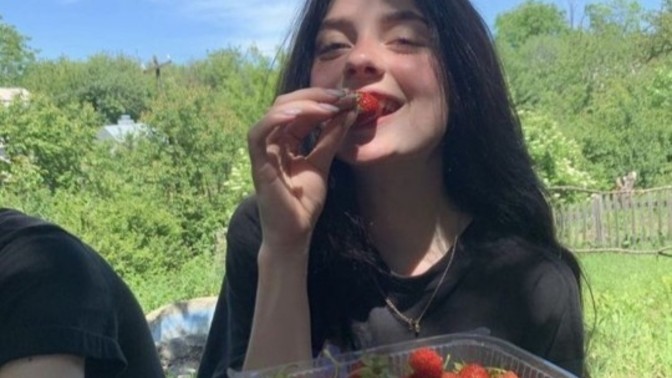 Çocuksu kızdan olur mu🥺?