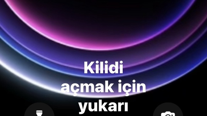 İos17 son güncellemesinden sonra kilit ekranında sorun yaşayan var mı?