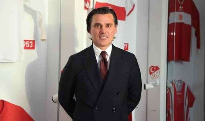 Milli takımımızın teknik direktörü montella hakkında neler düşünüyorsunuz çeyrek finale çıkartarak başarı sağladı mı?