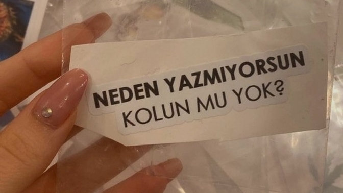 Mesaj atmasını, aramasını istediğiniz biri var mı?