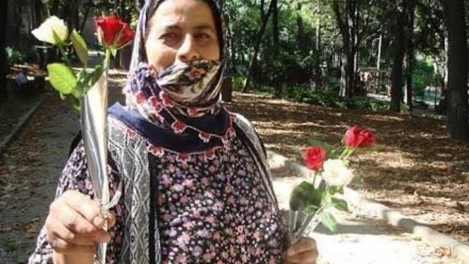 Hiç size zorla gül sattıran oldu mu😅?
