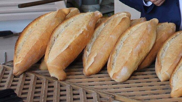 Sizin orada ekmek kaç para?