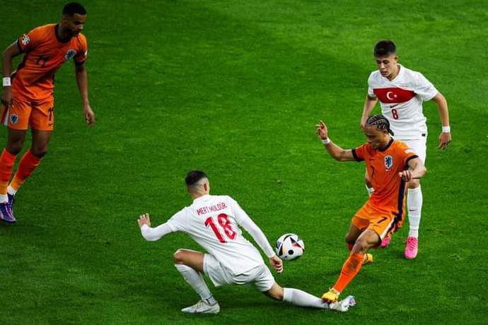 Tüm Avrupa Türkiyeye Karşı Birlik Oldu?