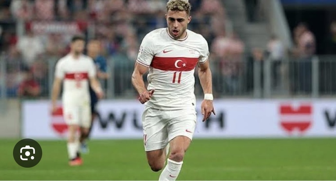 Hangi milli takım futbolcusu daha yakışıklı ?