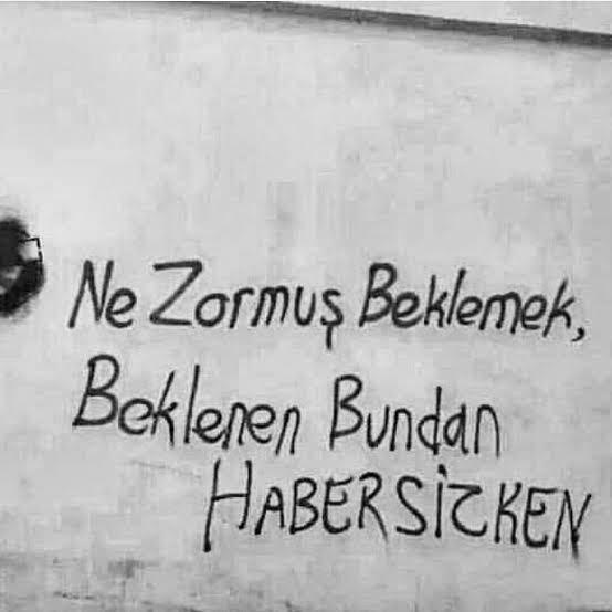 Mesaj yazmasini beklediğin birisi var mi?
